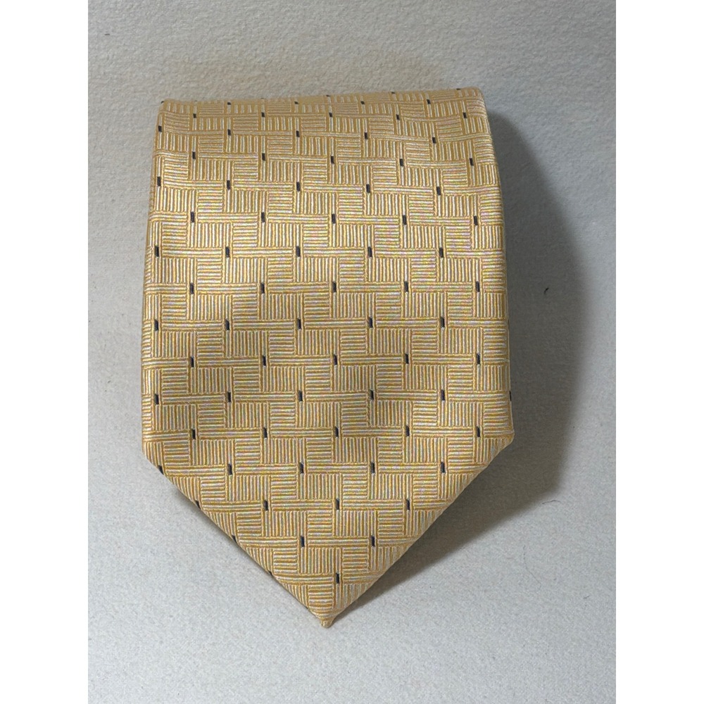 Stafford Executive Gold Yellow Basketweave Silk Necktie Navy Dash Geometric Tie
